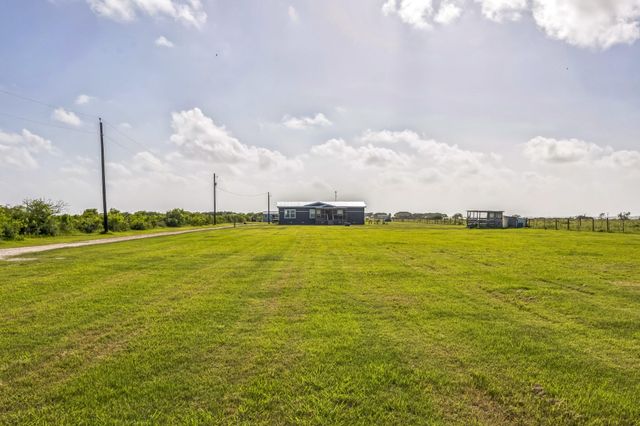 248 County Road 477, Palacios, TX 77465