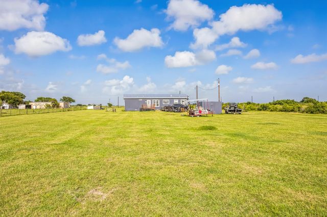 248 County Road 477, Palacios, TX 77465