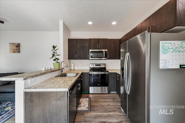 1325 Albany St, Caldwell, ID 83605