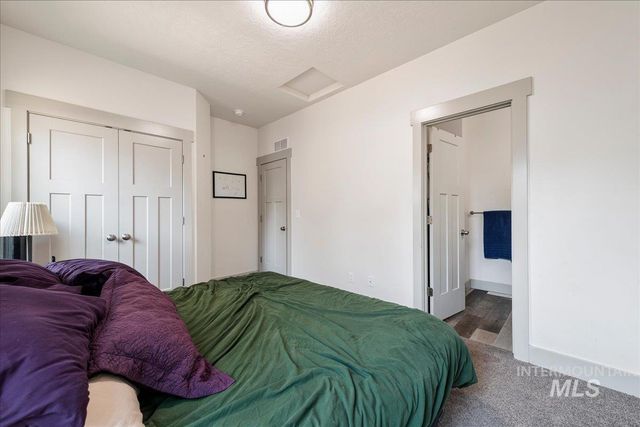 1325 Albany St, Caldwell, ID 83605