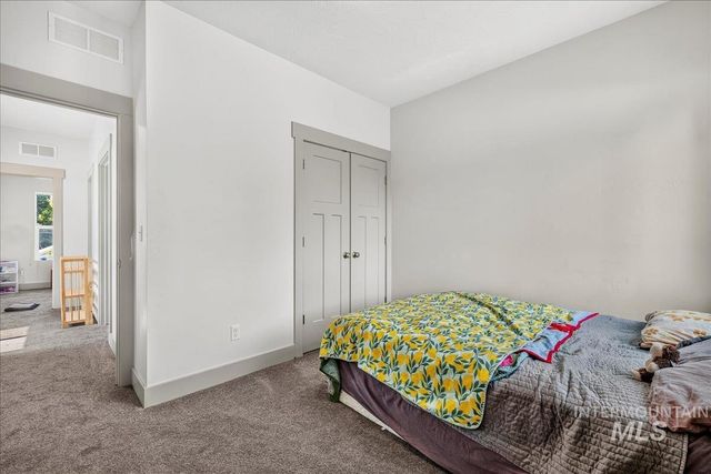 1325 Albany St, Caldwell, ID 83605
