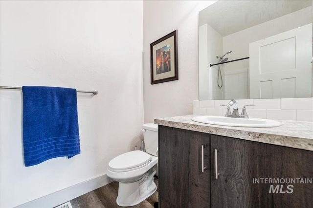 1325 Albany St, Caldwell, ID 83605
