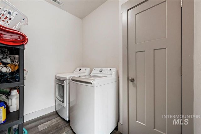 1325 Albany St, Caldwell, ID 83605