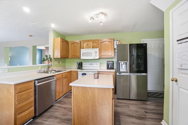 6308 Castleoak Drive, Florence, KY 41042