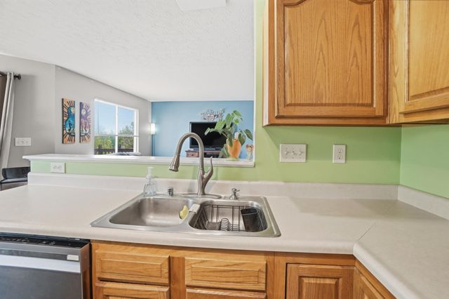 6308 Castleoak Drive, Florence, KY 41042