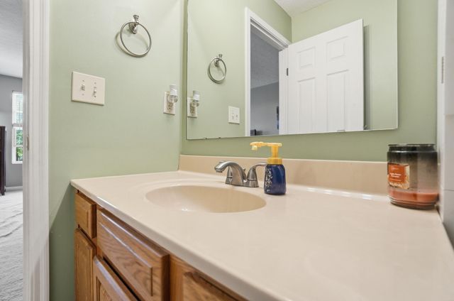 6308 Castleoak Drive, Florence, KY 41042
