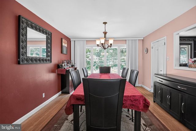 615 HOYT RD, Huntingdon Valley, PA 19006