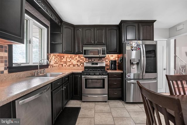 615 HOYT RD, Huntingdon Valley, PA 19006