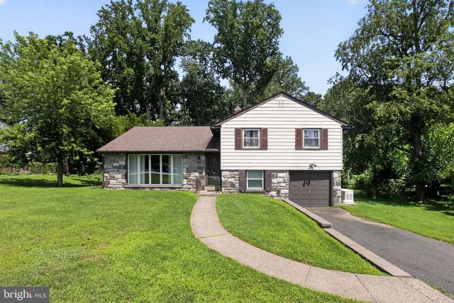 615 HOYT RD, Huntingdon Valley, PA 19006