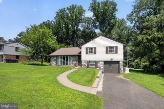 615 HOYT RD, Huntingdon Valley, PA 19006
