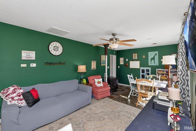 29239 Kauffman Street, Elkhart, IN 46517