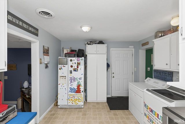 29239 Kauffman Street, Elkhart, IN 46517