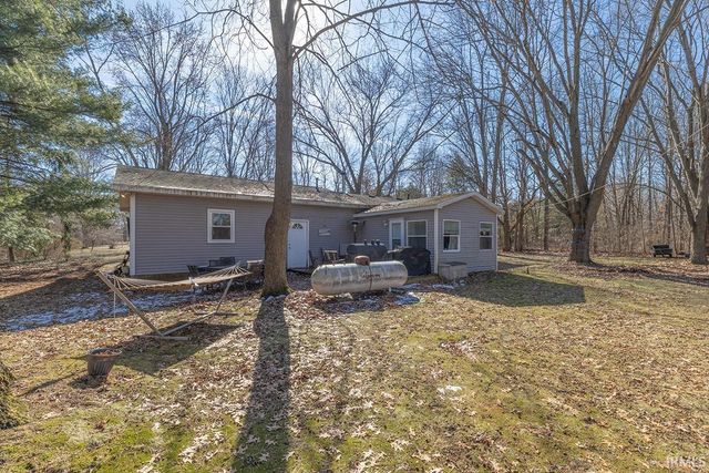 29239 Kauffman Street, Elkhart, IN 46517