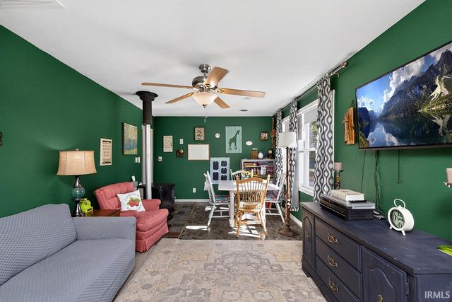 29239 Kauffman Street, Elkhart, IN 46517