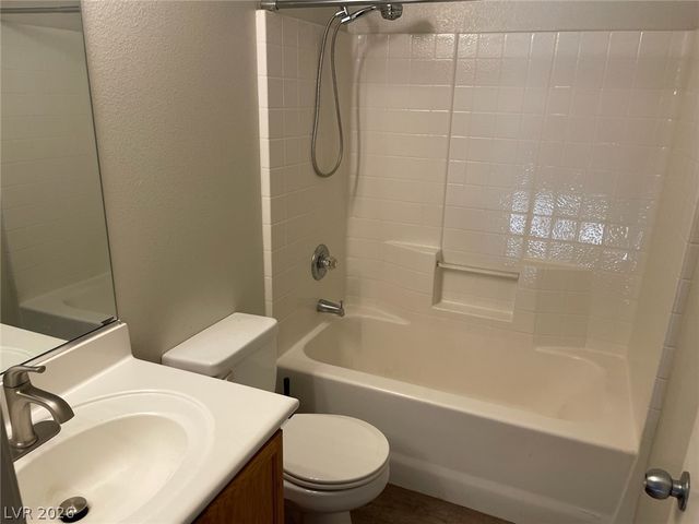 951 Cantabria Heights Avenue, Las Vegas, NV 89183