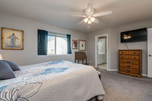 1000 Mulberry Avenue NE, Montgomery, MN 56069