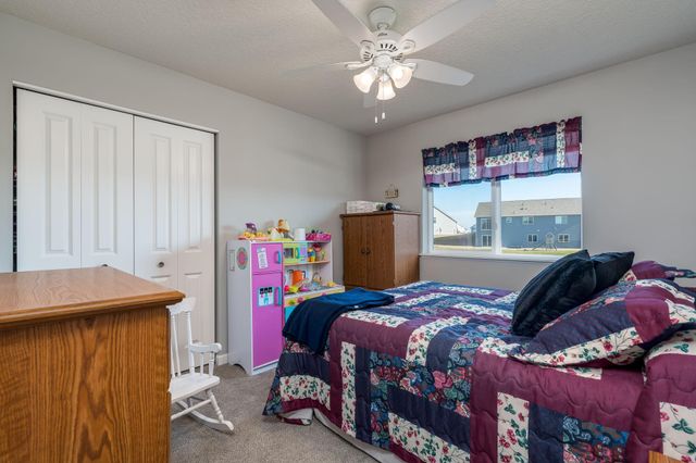 1000 Mulberry Avenue NE, Montgomery, MN 56069