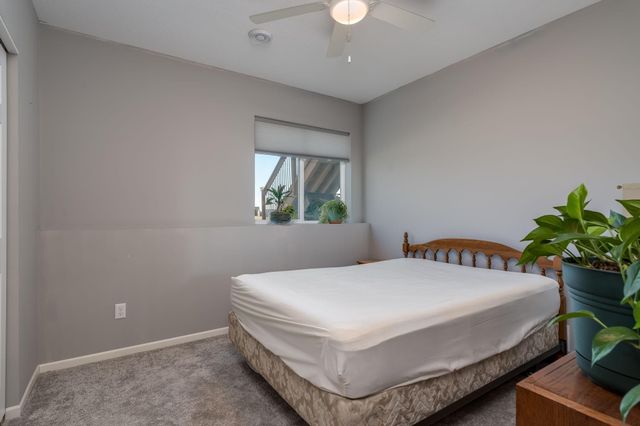 1000 Mulberry Avenue NE, Montgomery, MN 56069