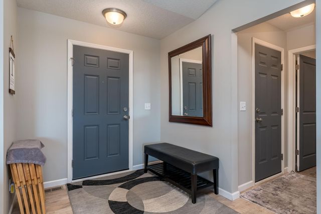 1000 Mulberry Avenue NE, Montgomery, MN 56069