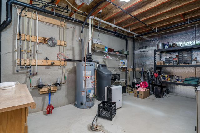 1000 Mulberry Avenue NE, Montgomery, MN 56069