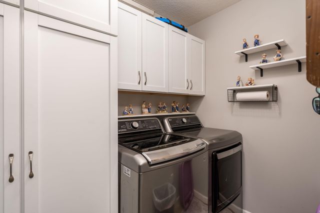 1000 Mulberry Avenue NE, Montgomery, MN 56069