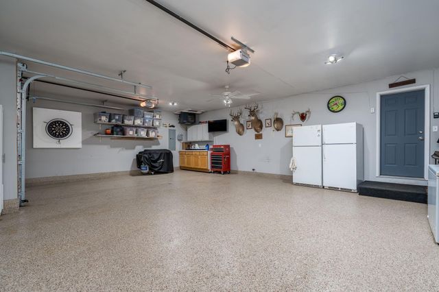 1000 Mulberry Avenue NE, Montgomery, MN 56069