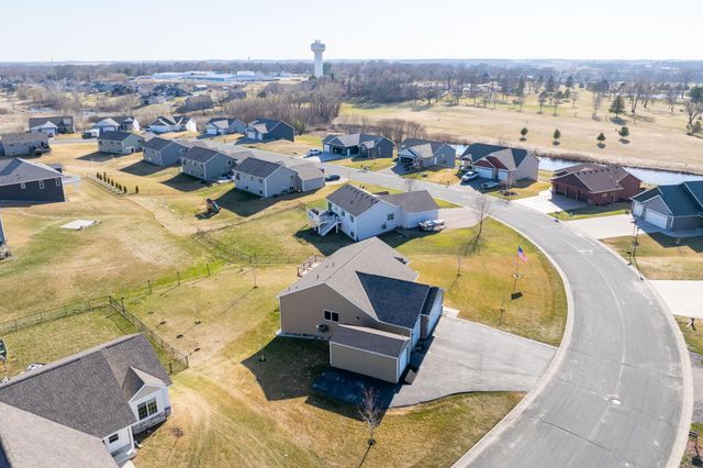 1000 Mulberry Avenue NE, Montgomery, MN 56069