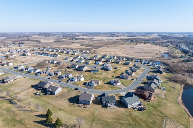 1000 Mulberry Avenue NE, Montgomery, MN 56069