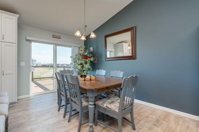 1000 Mulberry Avenue NE, Montgomery, MN 56069