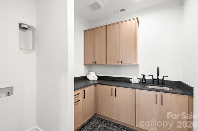 3035 Florida Avenue, Charlotte, NC 28205