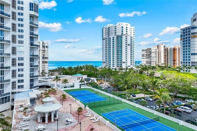 4041 Gulf Shore BLVD N 109, Naples, FL 34103