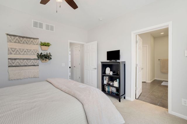 7395 E Hudson Pointe Lane, New Carlisle, IN 46552