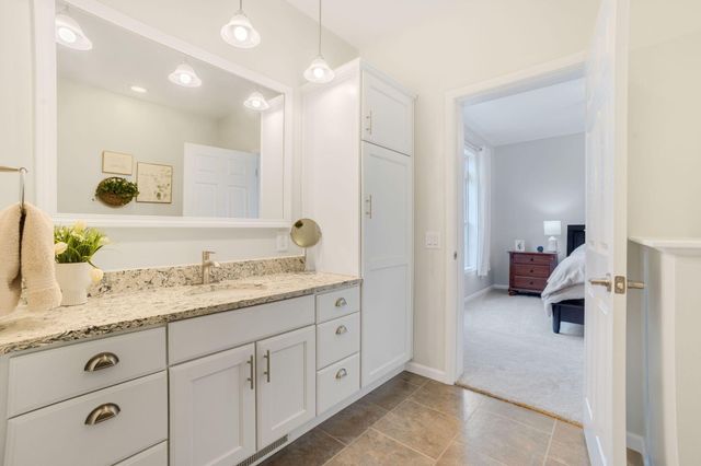 7395 E Hudson Pointe Lane, New Carlisle, IN 46552