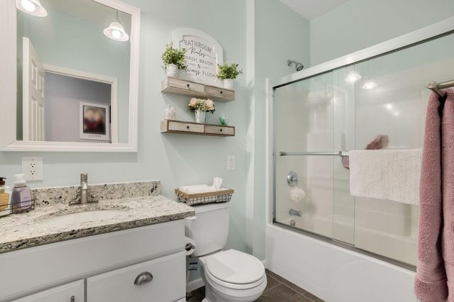 7395 E Hudson Pointe Lane, New Carlisle, IN 46552