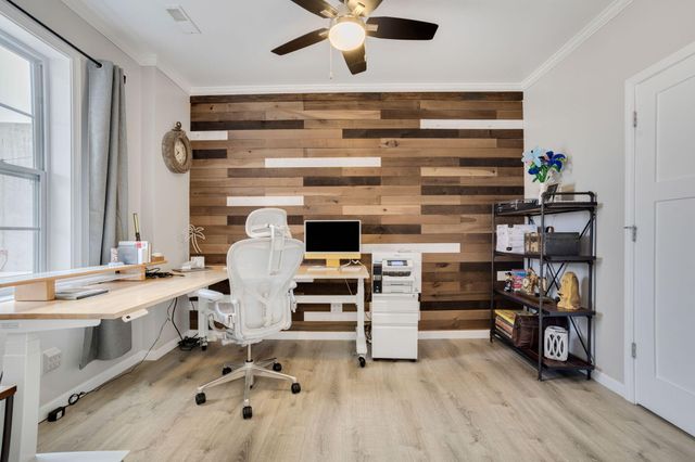 7395 E Hudson Pointe Lane, New Carlisle, IN 46552