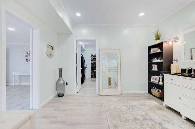 7395 E Hudson Pointe Lane, New Carlisle, IN 46552