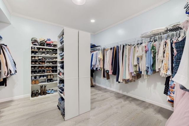 7395 E Hudson Pointe Lane, New Carlisle, IN 46552