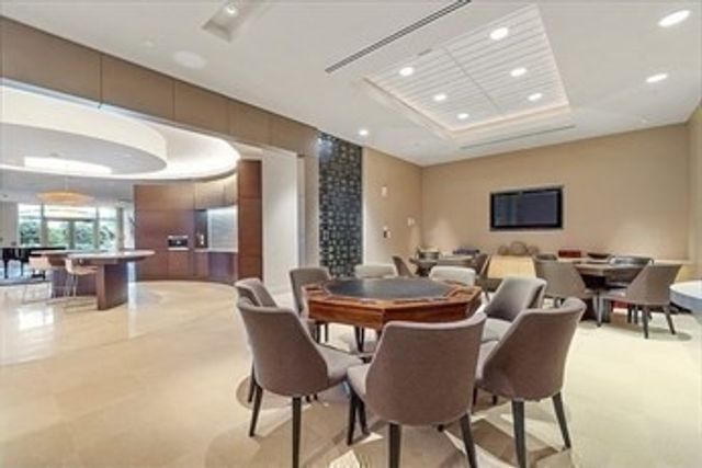 10 Nouvelle Way S711, Natick, MA 01760