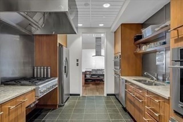 10 Nouvelle Way S711, Natick, MA 01760