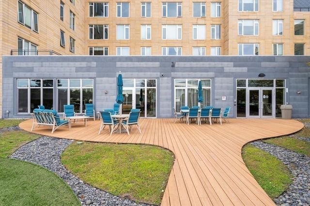 10 Nouvelle Way S711, Natick, MA 01760