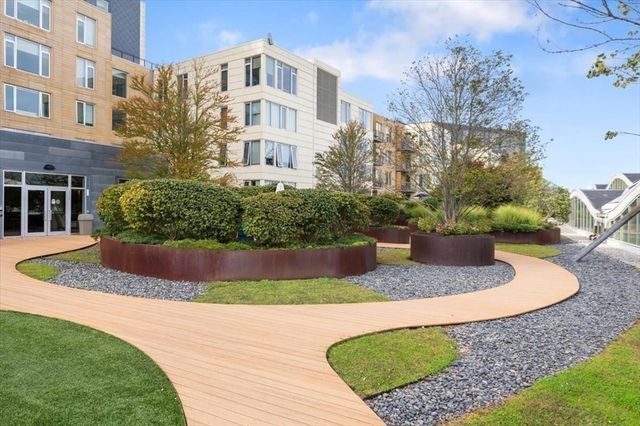10 Nouvelle Way S711, Natick, MA 01760