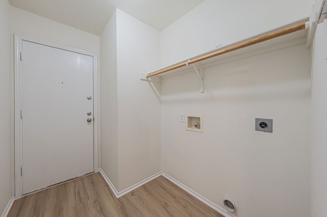 3929 Winter Springs Drive, Fort Worth, TX 76123