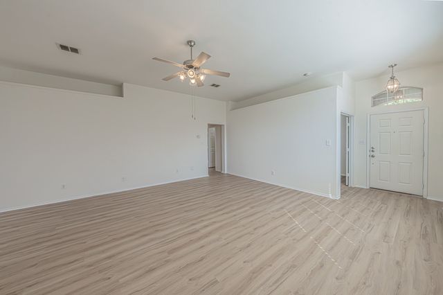 3929 Winter Springs Drive, Fort Worth, TX 76123