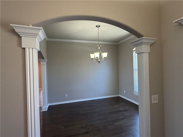 709 SW Barn Valley Road, Bentonville, AR 72712