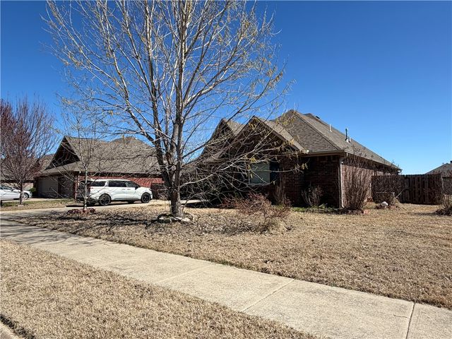 709 SW Barn Valley Road, Bentonville, AR 72712