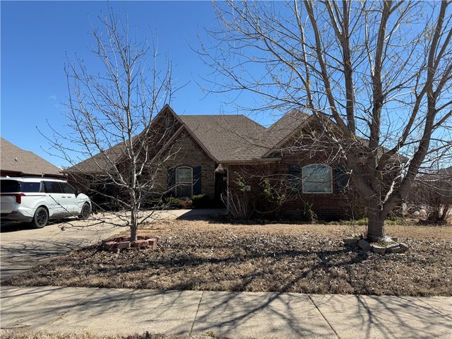 709 SW Barn Valley Road, Bentonville, AR 72712