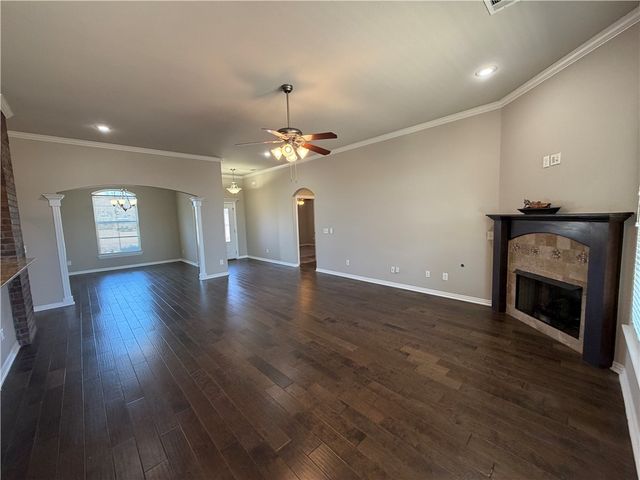 709 SW Barn Valley Road, Bentonville, AR 72712