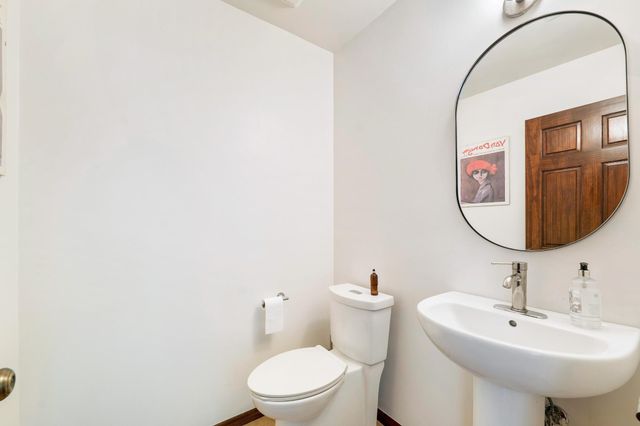 105 N Laurelwood DR, Austin, TX 78733