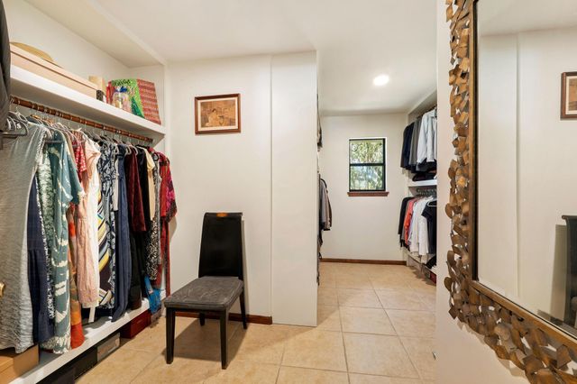 105 N Laurelwood DR, Austin, TX 78733