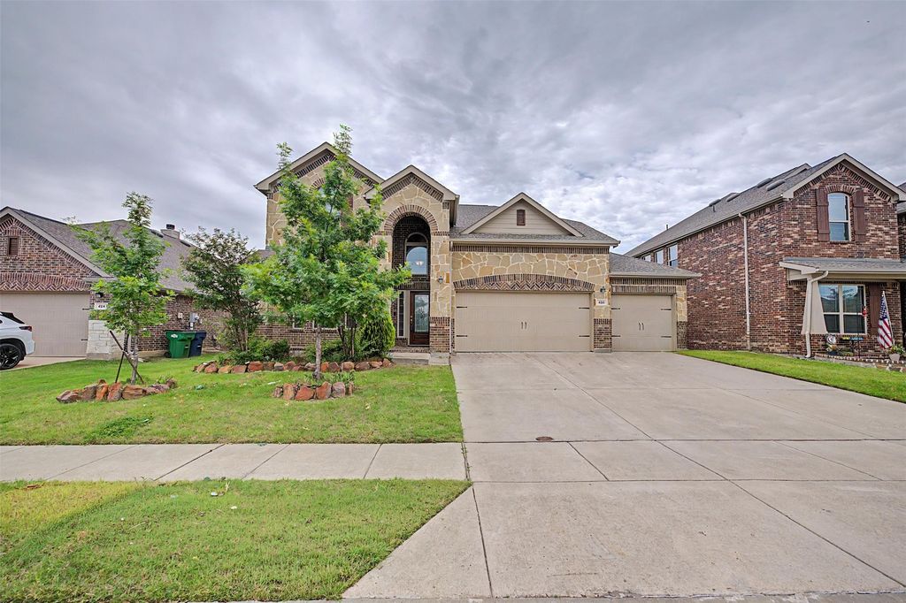 420 Attlee Drive, Fate, TX 75189